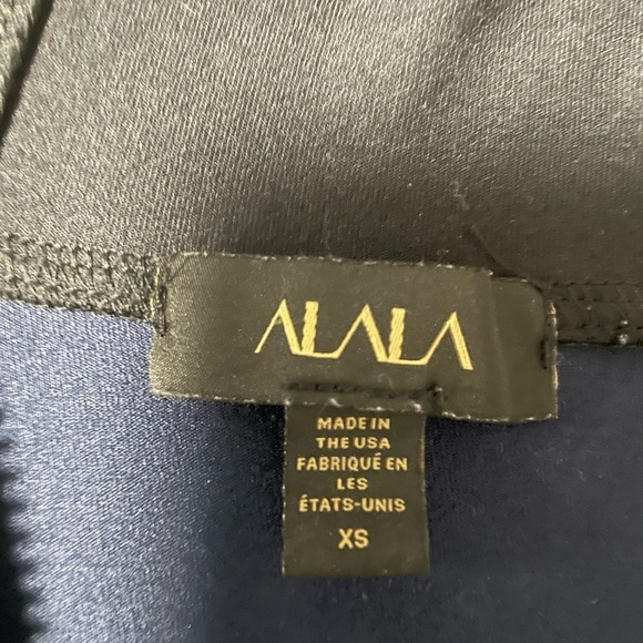 ALALA Mesa Zip-Front Colorblock Active Bomber Jacket. Size X-Small - Picture 8 of 13